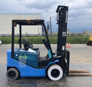 xe nâng chính hãng